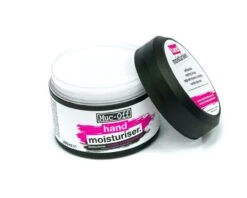 Muc-Off Antibakterielle Feuchtigkeits-Handcreme 250ml 8 Muc-Off Antibakterielle Feuchtigkeits-Handcreme 250ml -Cube Verkaufsgeschäft muc off antibakterielle feuchtigkeits handcreme 250ml 002 77241 2200x1760 1280x1280