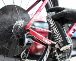 Muc-Off Fahrrad Schutzspray 500 Ml -Cube Verkaufsgeschäft muc off fahrrad schutzspray 500 ml 004 69977 2200x1760 1280x1280