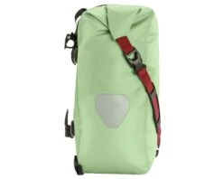 Ortlieb Back-Roller Design PS33 QL2.1 - 20 Liter Wasserdichte Fahrradtasche (Einzeltasche) PVC-frei -Cube Verkaufsgeschäft ortlieb back roller design ps33 ql21 20 liter wasserdichte fahrradtasche einzeltasche pvc frei pistacchio 003 97070 2200x1760 1280x1280