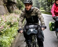 Ortlieb Ultimate6 L Classic, Waterproof Cycle Handlebar Bag | Asphalt-black -Cube Verkaufsgeschäft ortlieb ultimate6 m classic wasserdichte fahrrad lenkertasche asphalt schwarz 003 39565 2200x1760 1280x1280