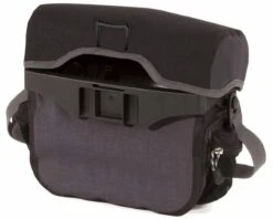 Ortlieb Ultimate Six Plus 7 Liter Wasserdichte Fahrrad-Lenkertasche Ohne Lenkerhalter PVC-frei | Gra -Cube Verkaufsgeschäft ortlieb ultimate six plus 7 liter wasserdichte fahrrad lenkertasche ohne lenkerhalter pvc frei granite black 003 67475 1678x1343 1280x1280