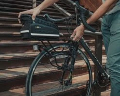 Topeak TetraRack R1 Frontgepäckträger | Black -Cube Verkaufsgeschäft topeak tetrarack r1 frontgepcktrger black 004 71731 2200x1760 1280x1280